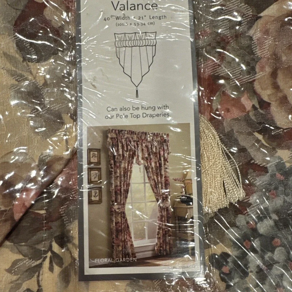 Croscill ascot valence